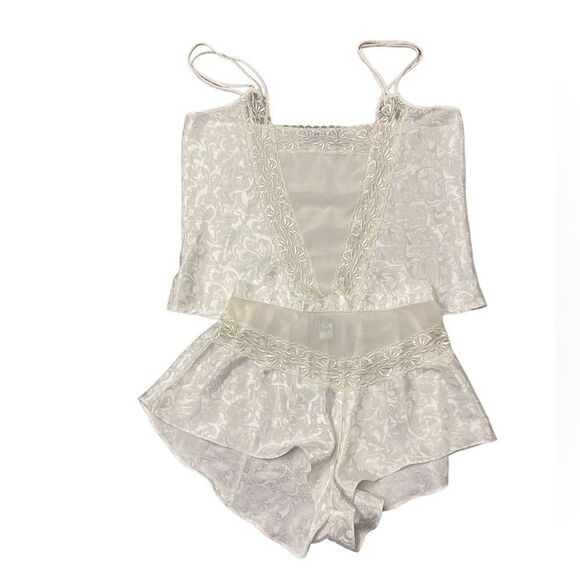 Sarah Spencer Vintage Cami & Short Set - Picture 10 of 16